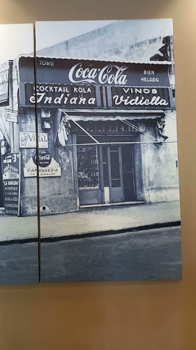 Opinii despre La Giralda în Montevideo - Gastronomía y hostelería