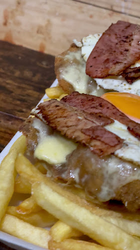 Opinii despre Eli Seven Pizzería, Rotiseria, Milanesas, Chivitos, Helados, Empanadas, Tacos y Bebidas în Ciudad del Plata - Gastronomía y hostelería