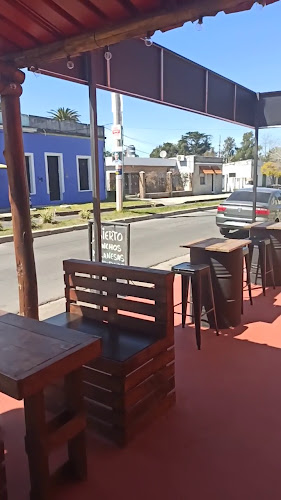 Opinii despre Burger House - Pizzería Hamburguesas en Toledo în Minas - Gastronomía y hostelería