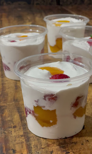 Eli Seven Pizzería, Rotiseria, Milanesas, Chivitos, Helados, Empanadas, Tacos y Bebidas