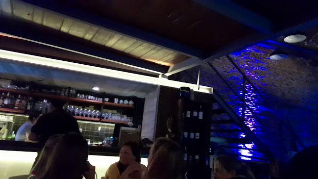 Opinii despre Rumbo 90 în Col. del Sacramento - Gastronomía y hostelería