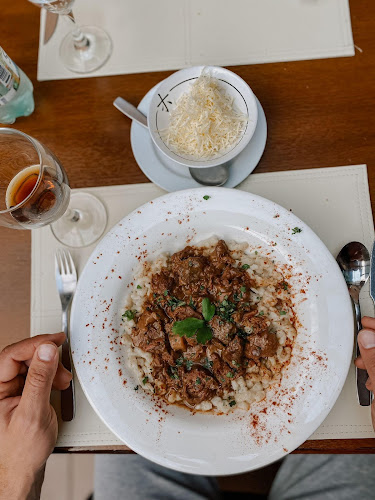 Mesón de la Plaza - Gastronomía y hostelería