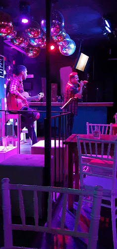 Opinii despre Viajeros Disco Pub în Montevideo - Gastronomía y hostelería