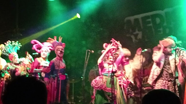 Medio y Medio - Gastronomía y hostelería