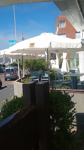 Opinii despre Yacht Club Uruguayo Restaurante în Punta del Este - Gastronomía y hostelería