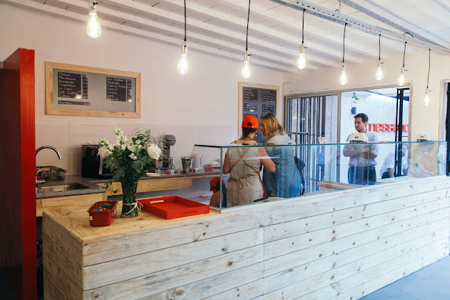 Comentarii opinii despre Messano Helados & Waffle House