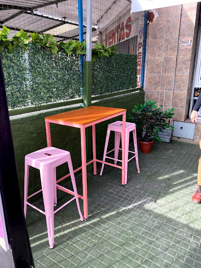 Donas Alvarito General Flores