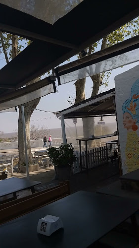 Opinii despre Reina Café-Bar în Col. del Sacramento - Gastronomía y hostelería