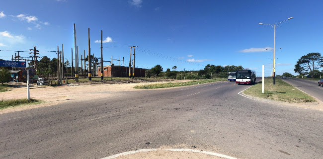 Opinii despre Polleria y Rotisería KIKIRIKI în Ciudad de la Costa - Gastronomía y hostelería