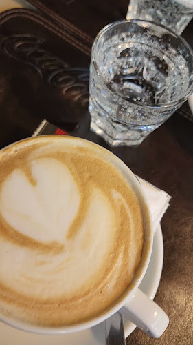 Av. 18 de Julio 1249, 11100 Montevideo, Departamento de Montevideo