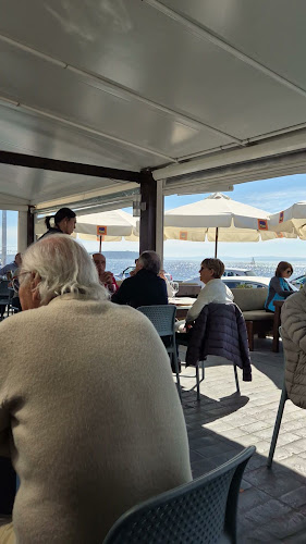 Opinii despre Yacht Club Uruguayo Restaurante în Punta del Este - Gastronomía y hostelería