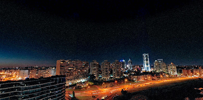 Opinii despre Hard Rock Cafe Montevideo în Montevideo - Gastronomía y hostelería