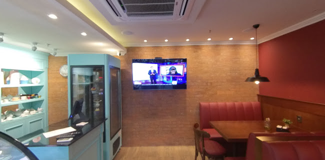 Siñeriz Shopping, Av. Sepé 51, 40000 Rivera, Departamento de Rivera