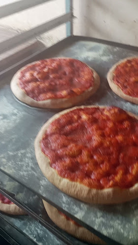 Opinii despre Panadería Confitería Confi-Pan Lo del Cubano în Canelones - Gastronomía y hostelería