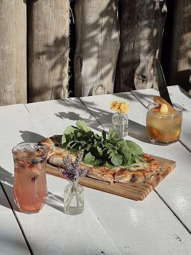 Opinii despre Amoreira în La Barra - Gastronomía y hostelería