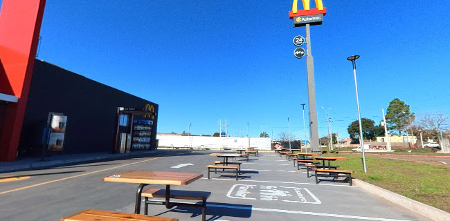 Opinii despre McDonald's în Rivera - Gastronomía y hostelería