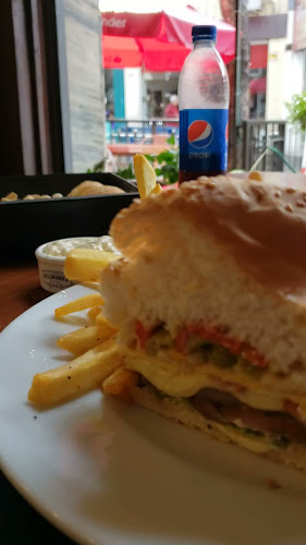 Opinii despre La Trattoria în Salto - Gastronomía y hostelería