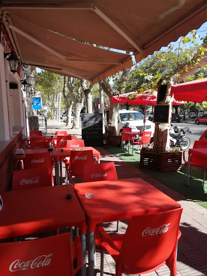 Café & Restó Club Colonia