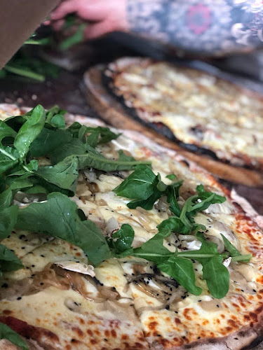 Comentarii opinii despre Pizza & Food