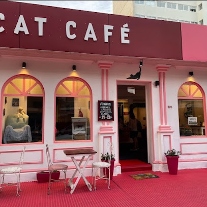 ADRIANUZCA'S CAT CAFÉ ☕🐈