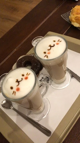 Opinii despre ADRIANUZCA'S CAT CAFÉ ☕🐈 în Punta del Este - Gastronomía y hostelería