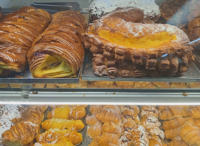 Rotiseria y panadería Algo más