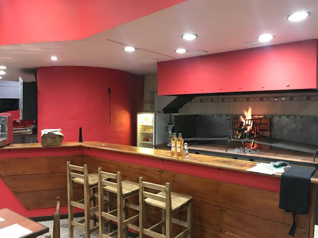 Restaurant This Time - Termas del Dayman