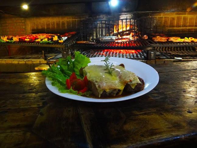 Gardel Restaurante e Parrillada - Gastronomía y hostelería