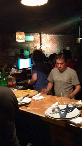 Opinii despre Fainá va fainá viene în Montevideo - Gastronomía y hostelería