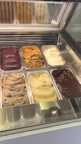 Opinii despre Zero Helados Carrasco în Montevideo - Gastronomía y hostelería