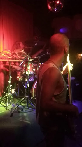 YAKARÉ BAR - Gastronomía y hostelería