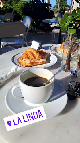 Opinii despre La Linda Panadería y Café în Manantiales - Gastronomía y hostelería