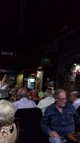 Opinii despre Enrico Pizza Resto în Montevideo - Gastronomía y hostelería