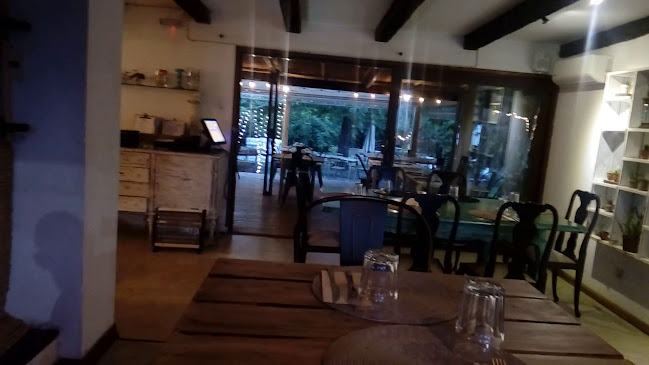Opinii despre Café de la Huerta în Punta del Este - Gastronomía y hostelería