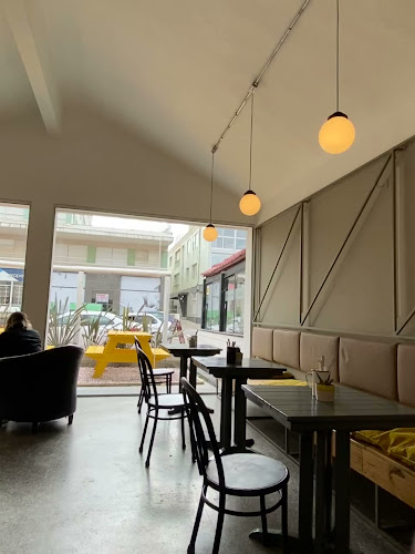 C. 24 &, 20100 Punta del Este, Departamento de Maldonado