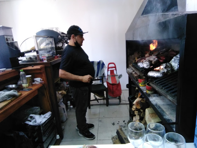 Opinii despre El Reencuentro în Rivera - Gastronomía y hostelería