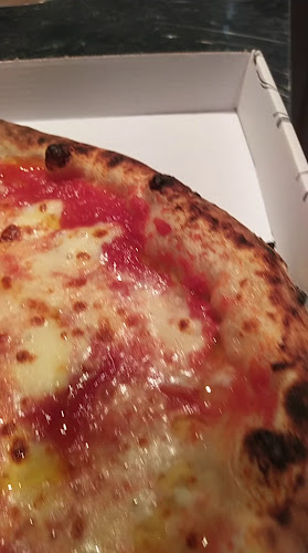 Opinii despre Virgilio's Pizza în Punta del Este - Gastronomía y hostelería