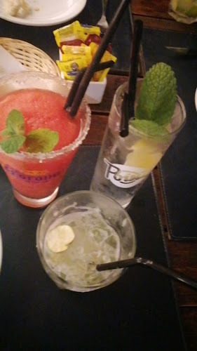 Opinii despre Manantiales Point în La Barra - Gastronomía y hostelería