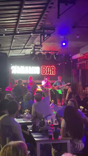 Opinii despre Submarino Peral în Montevideo - Gastronomía y hostelería