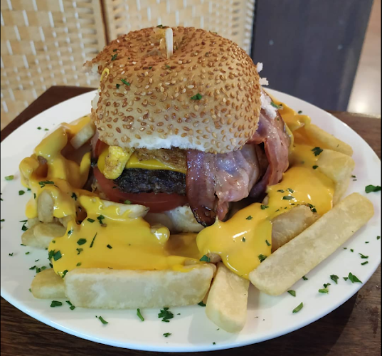 Opinii despre Restorán 22 Bar Atlántida în Atlántida - Gastronomía y hostelería