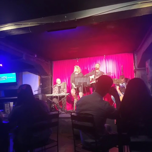 Opinii despre Q'atrevido în Montevideo - Gastronomía y hostelería