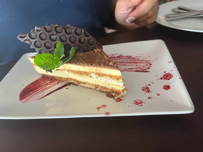 Opinii despre Yacht Club Uruguayo Restaurante în Punta del Este - Gastronomía y hostelería