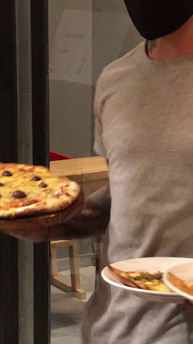 Opinii despre Almacén de pizzas în Punta del Este - Gastronomía y hostelería