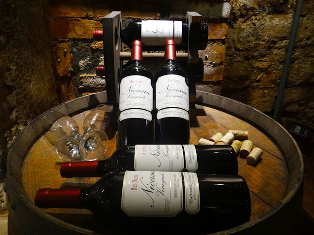 Gardel Restaurante e Parrillada - Gastronomía y hostelería