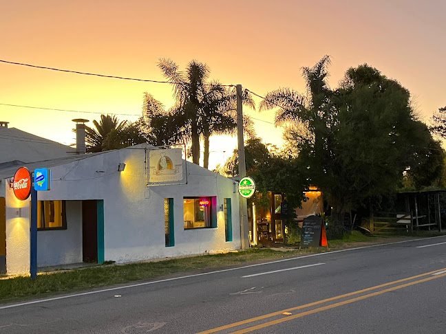 Opinii despre La Cueva del Sapo în Maldonado - Gastronomía y hostelería