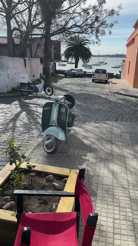 Colonia Sandwich Coffee Shop