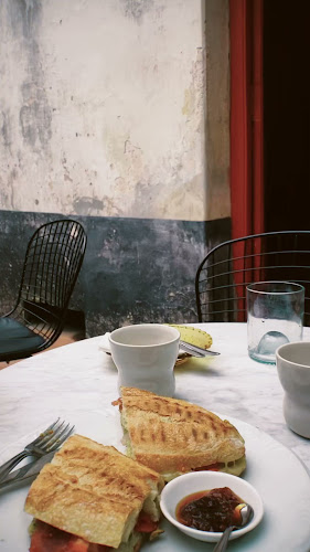 Comentarii opinii despre Albertine