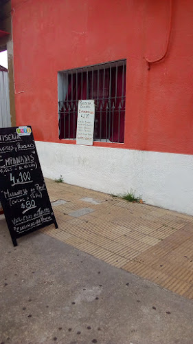 Opinii despre Rotisería DELEITES Y PLACERES în Las Piedras - Gastronomía y hostelería