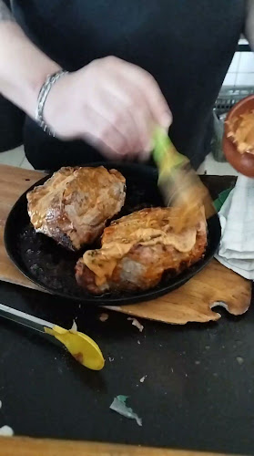 Opinii despre Burger House - Pizzería Hamburguesas en Toledo în Minas - Gastronomía y hostelería