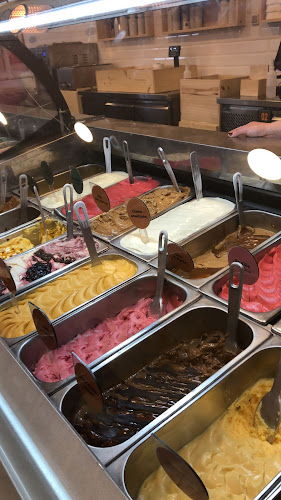 Opinii despre Gelateria Il Porto în Punta del Este - Gastronomía y hostelería